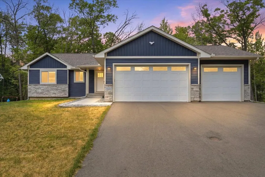 425 Knollwood Avenue Saint Croix Falls WI 54024