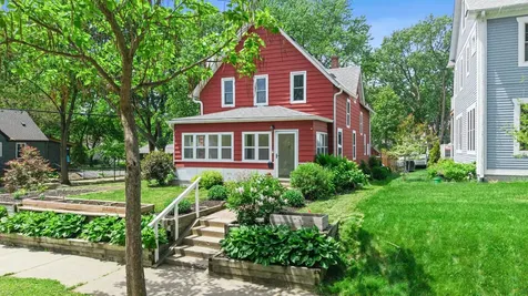 2401 Upton Avenue N Minneapolis MN 55411