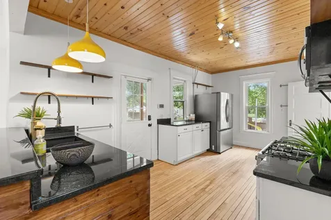 2401 Upton Avenue N Minneapolis MN 55411