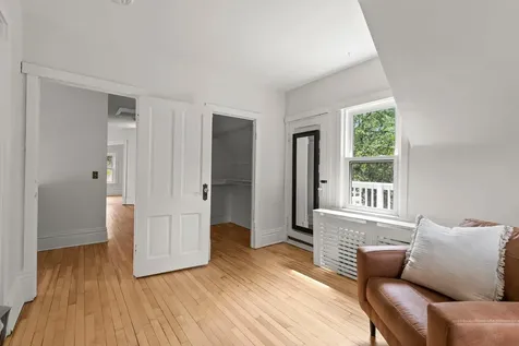 2401 Upton Avenue N Minneapolis MN 55411