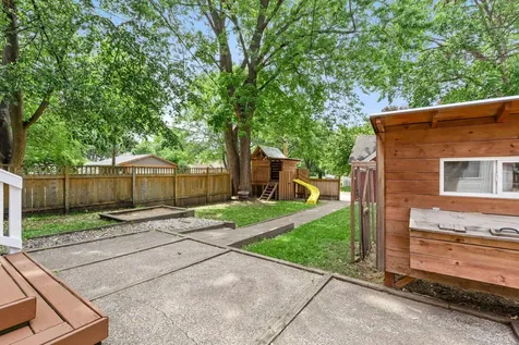 2401 Upton Avenue N Minneapolis MN 55411