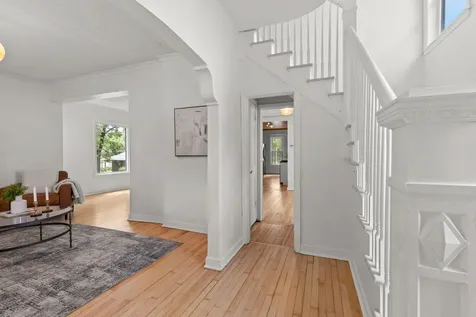 2401 Upton Avenue N Minneapolis MN 55411