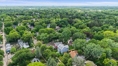 2401 Upton Avenue N Minneapolis MN 55411