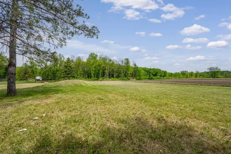 45024 County Road 14 Bigfork MN 56628