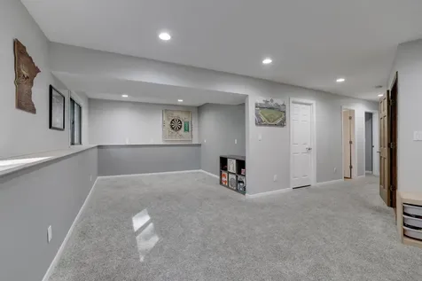 1980 Timber Wolf Trail N Eagan MN 55122