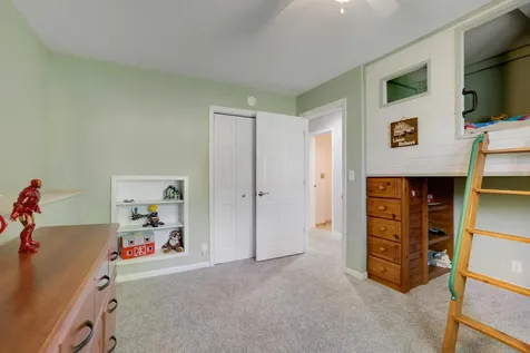 1980 Timber Wolf Trail N Eagan MN 55122
