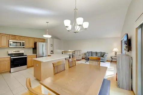 1980 Timber Wolf Trail N Eagan MN 55122