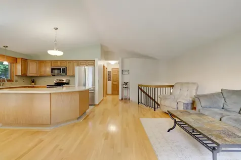 1980 Timber Wolf Trail N Eagan MN 55122
