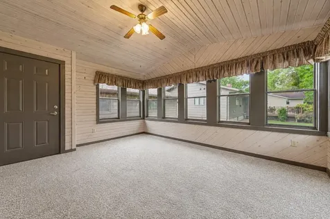 1139 10th Street N Saint James MN 56081
