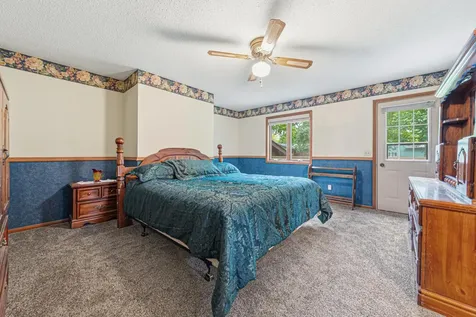 1139 10th Street N Saint James MN 56081