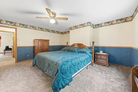 1139 10th Street N Saint James MN 56081