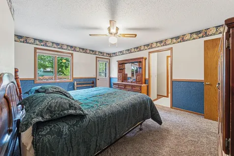 1139 10th Street N Saint James MN 56081