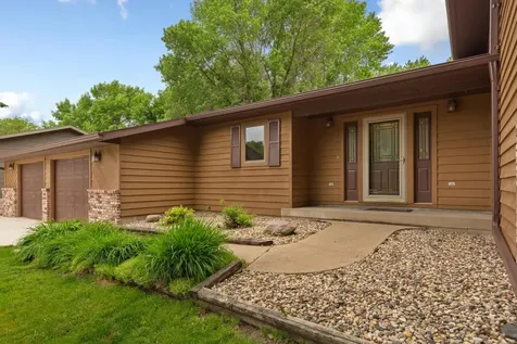 1139 10th Street N Saint James MN 56081