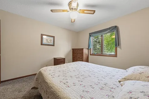 1139 10th Street N Saint James MN 56081
