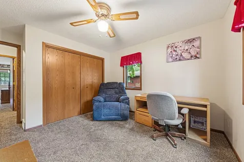 1139 10th Street N Saint James MN 56081