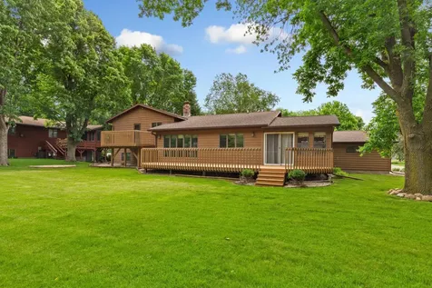 1139 10th Street N Saint James MN 56081