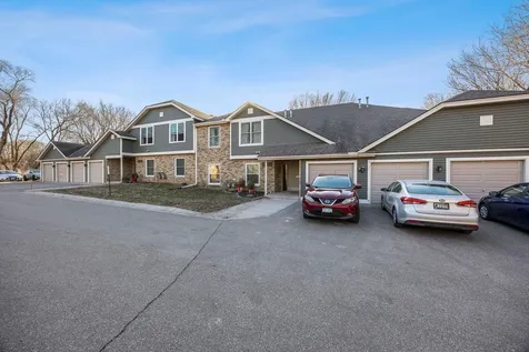 3861 Gold Point Eagan MN 55122
