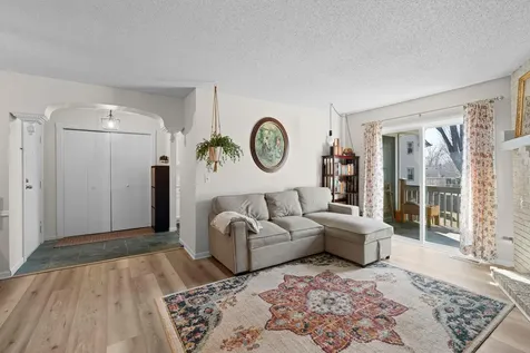 3861 Gold Point Eagan MN 55122