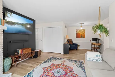 3861 Gold Point Eagan MN 55122