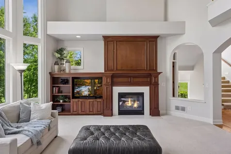 3667 Lerive Way Chaska MN 55318
