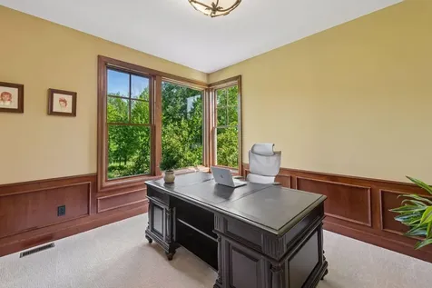 3667 Lerive Way Chaska MN 55318