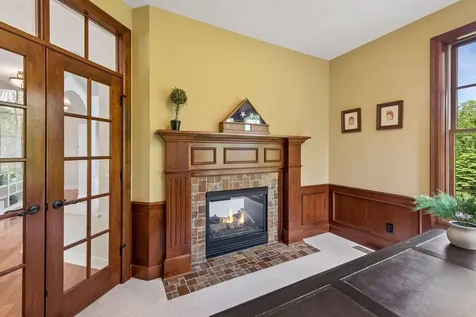 3667 Lerive Way Chaska MN 55318