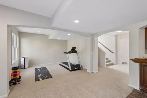 3667 Lerive Way Chaska MN 55318
