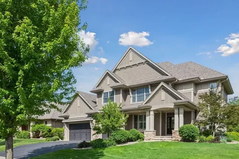 3667 Lerive Way Chaska MN 55318