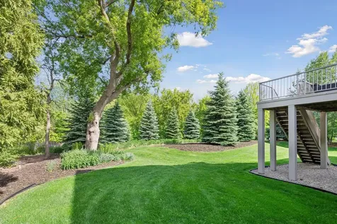 3667 Lerive Way Chaska MN 55318