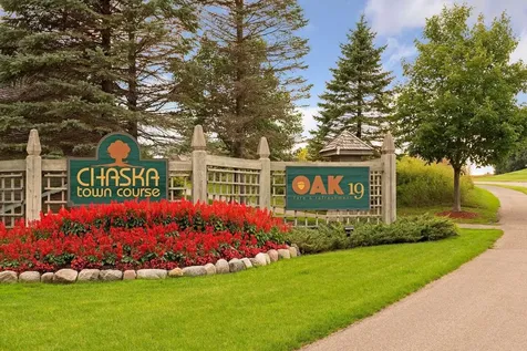 3667 Lerive Way Chaska MN 55318