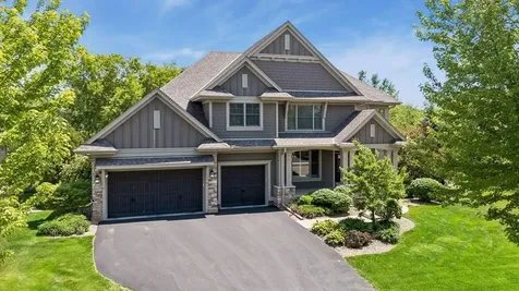3667 Lerive Way Chaska MN 55318