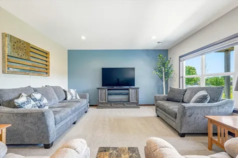 3547 Cove Point Circle NW Prior Lake MN 55372