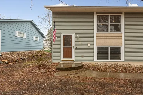 1401 Autumn Drive Faribault MN 55021