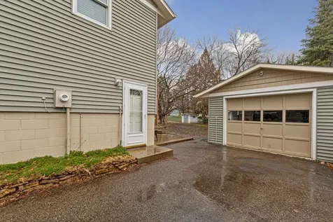 1401 Autumn Drive Faribault MN 55021