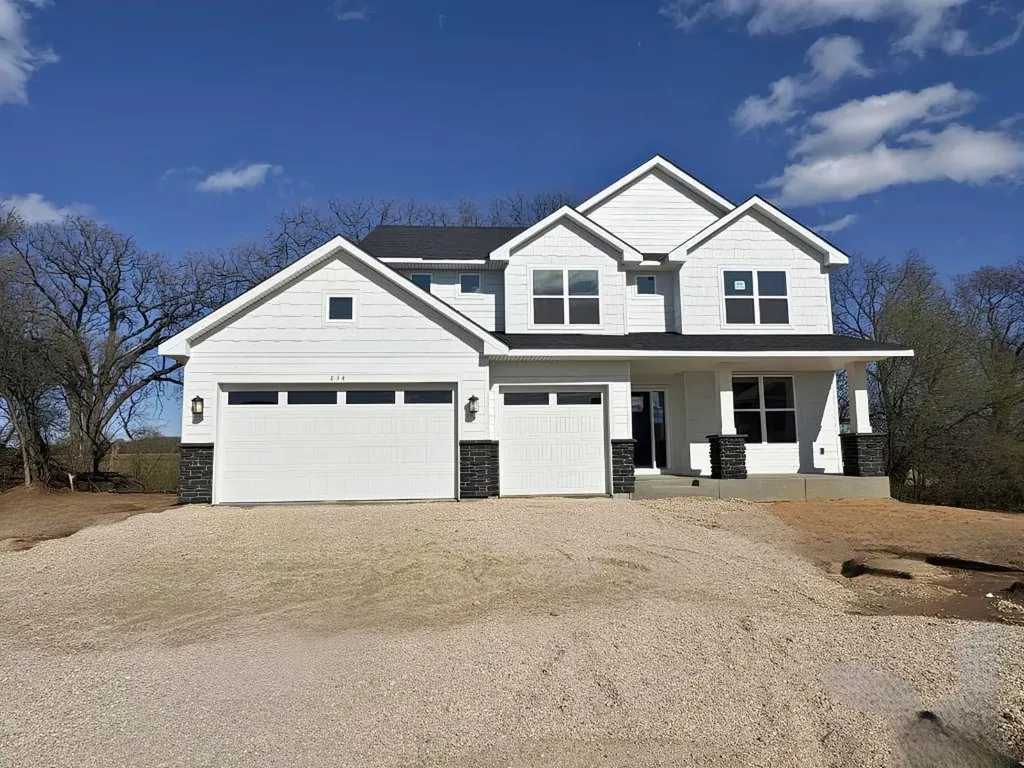 834 Londonderry Lane NW Rochester MN 55901