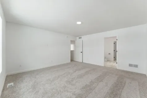 834 Londonderry Lane NW Rochester MN 55901