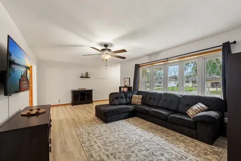 356 Mcindoe Street Owatonna MN 55060