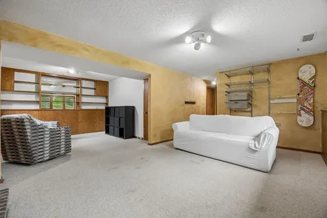 5900 Saint Johns Avenue Edina MN 55424