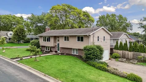 5900 Saint Johns Avenue Edina MN 55424
