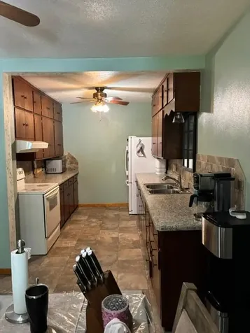 1121 W 6th Street Graceville MN 56240