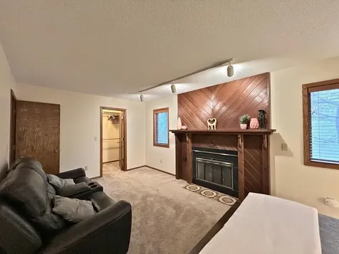 7444 Boyd Avenue Inver Grove Heights MN 55076