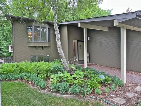 7444 Boyd Avenue Inver Grove Heights MN 55076