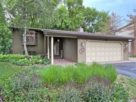 7444 Boyd Avenue Inver Grove Heights MN 55076