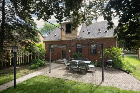 5720 11th Avenue S Minneapolis MN 55417