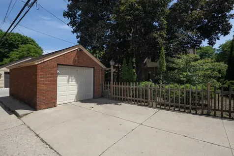 5720 11th Avenue S Minneapolis MN 55417