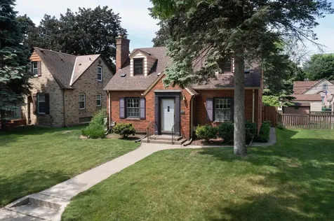 5720 11th Avenue S Minneapolis MN 55417