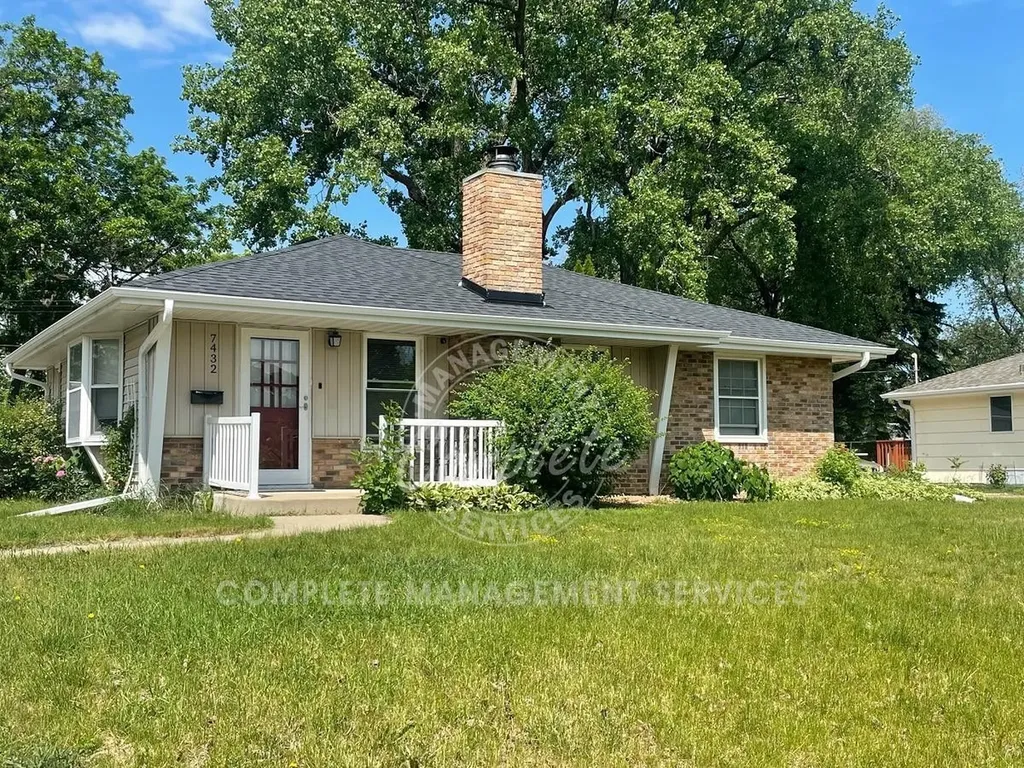 7432 Bloomington Avenue Richfield MN 55423