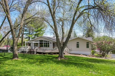 2211 Lenwood Drive SW Rochester MN 55902