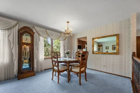 3653 Grenadier Trail N Oakdale MN 55128