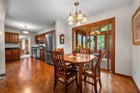3653 Grenadier Trail N Oakdale MN 55128